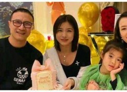 娱乐吃瓜君真人出镜视频